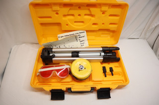 JOHNSON HOT SHOT LEVEL AND TOOL KIT (NO LEVEL)
