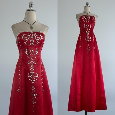 Vintage 90s Y2k Morgan & Co Grunge Tribal Embroidered Strapless Laceup PROM Gown | eBay Vintage 90s Y2k Morgan & Co Grunge Tribal Embroidered Strapless Laceup PROM Gown | eBay