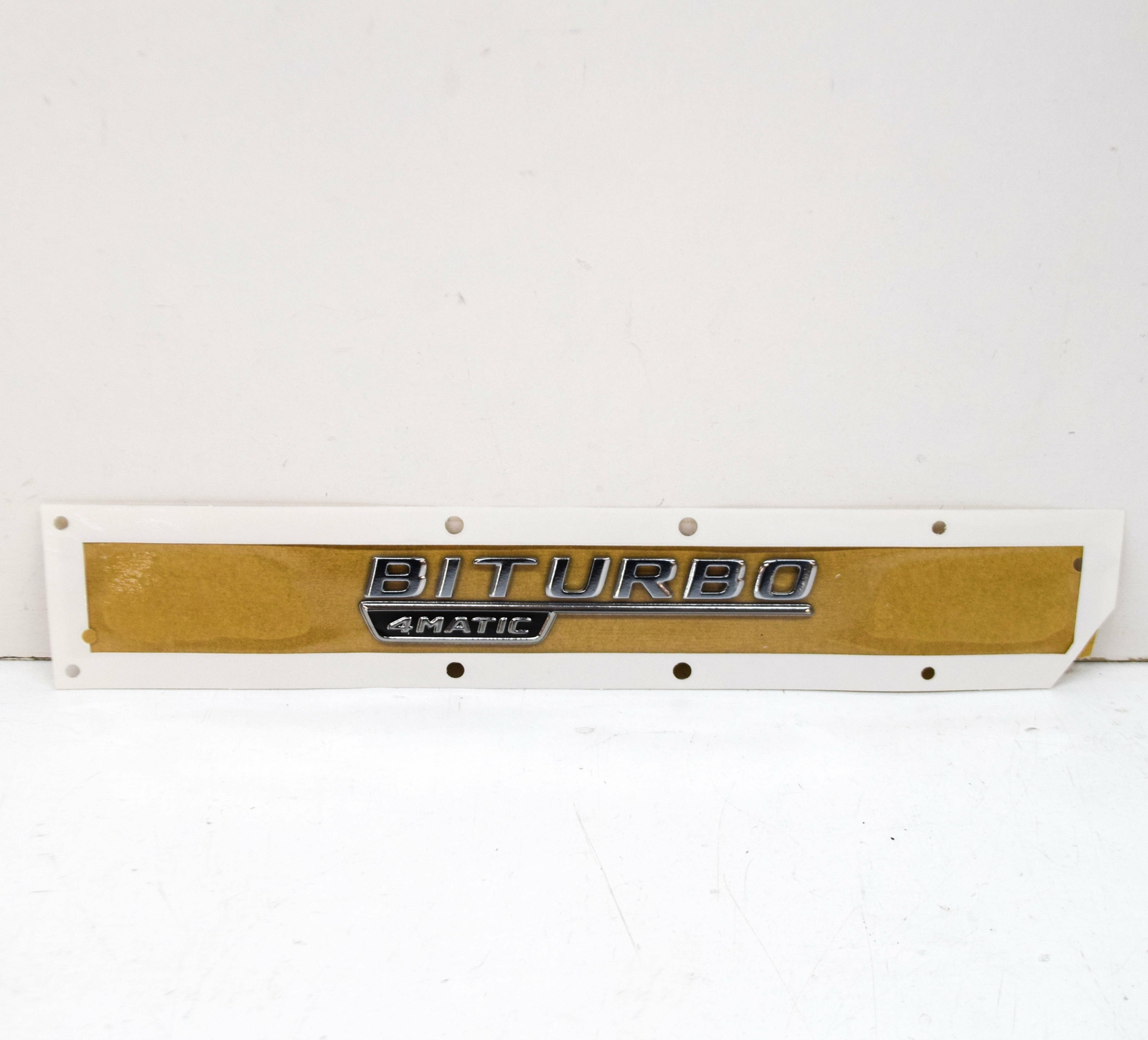 NEU MB GLE C292 AMG FRONT RIGHT WING-EMBLEM-ABZEICHEN A1668176500 