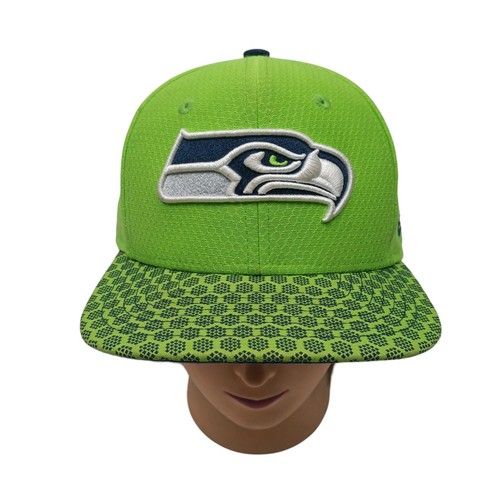 Seattle Seahawks New Era 59FIFTY 2017 On Field Sideline Green Snapback Hat - Picture 2 of 6