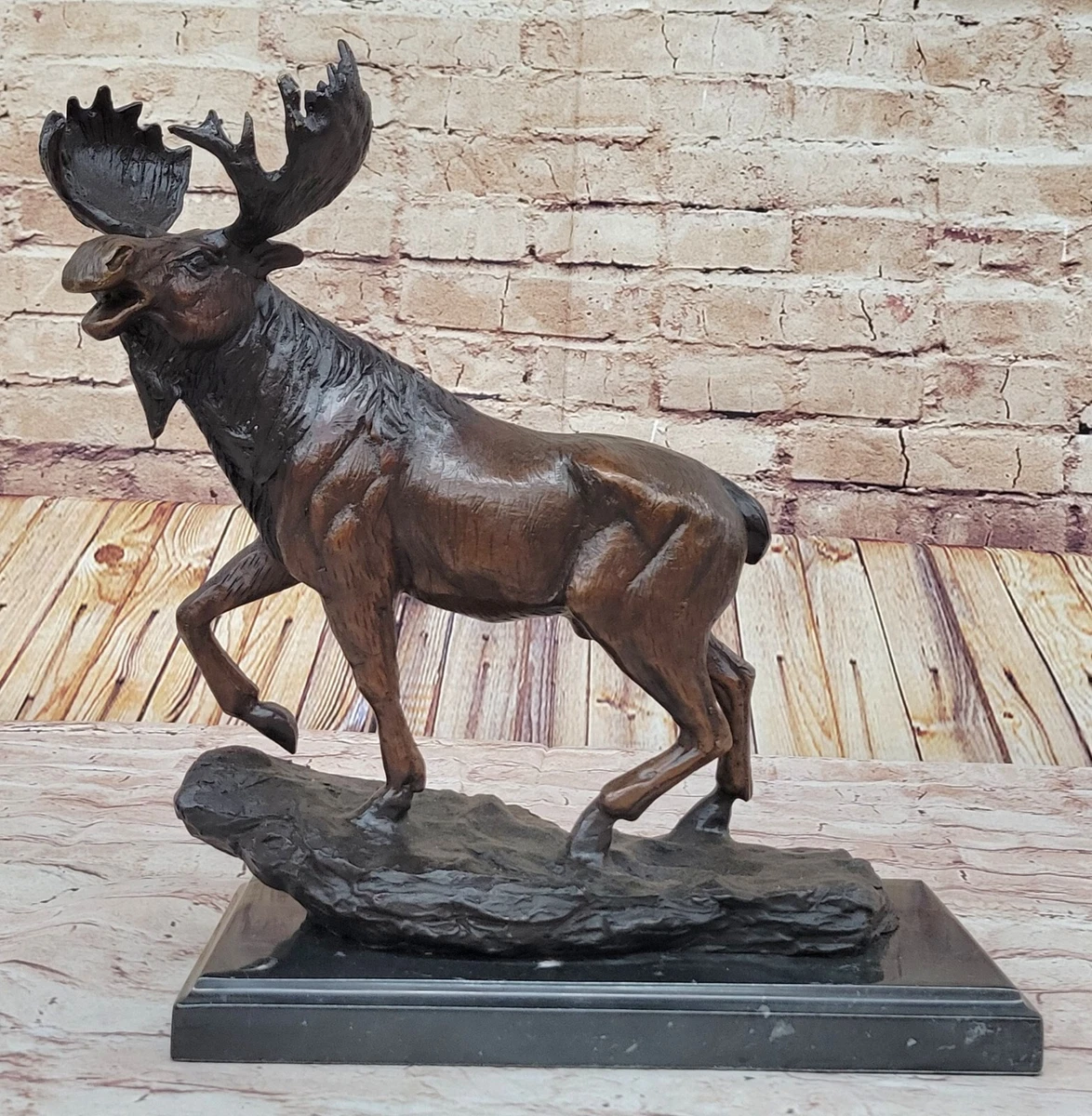 Are Elk And Moose the Same? Discover the Truth about These Majestic Creatures