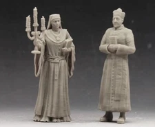 1/35 Scale Medieval Monks Resin Figures Candelabra & Book Holders Set Unassemble