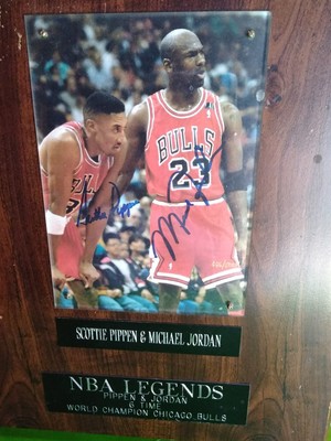 scottie pippen autographed basketball