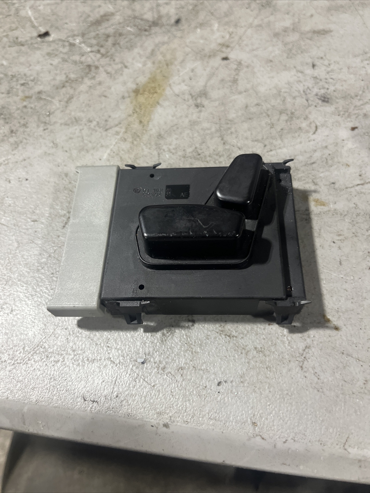 Maserati Ghibli 2014-2021 FRONT+RIGHT Seat control switch