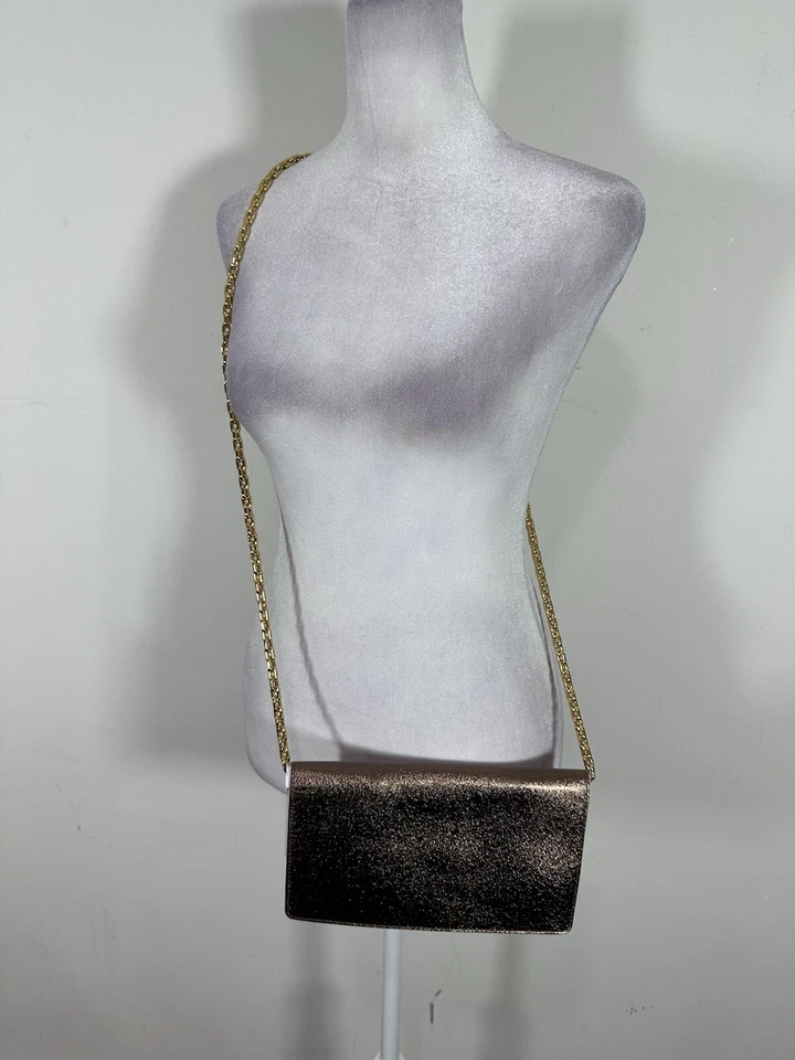 Bandolera metálica para mujer Stuart Weitzman Foto 4 de 4