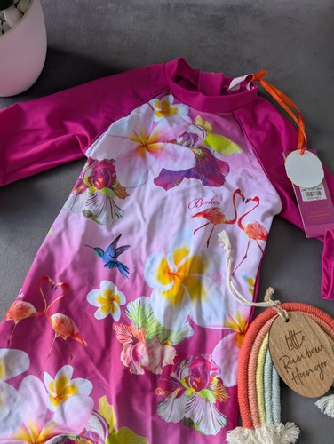 nuovo Ted Baker bambina nuoto tutto in uno con cappello età 4-5 anni Sunsafe UV rosa estate - Foto 11 di 14