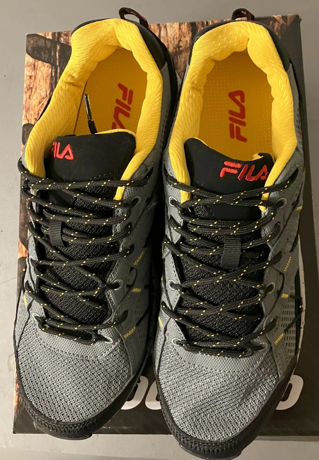 FILA men's trail running shoes, size 10M,gray/black/yellow,NEW