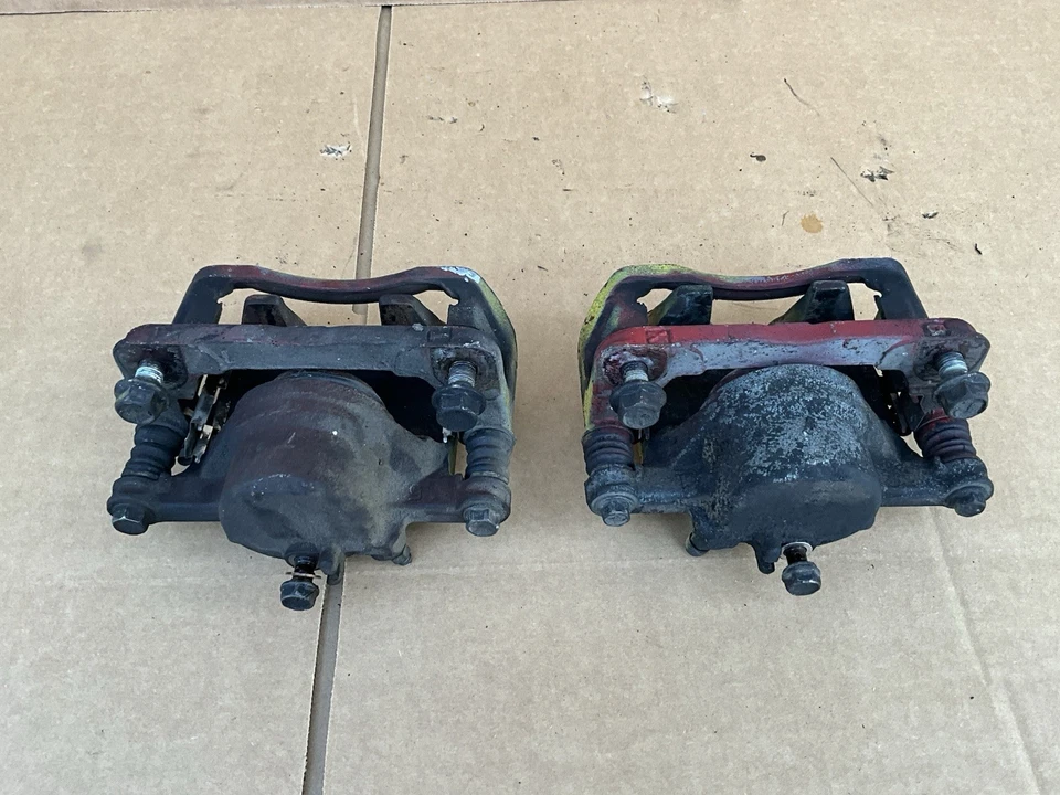 Juego de pinzas de freno delanteras Acura Integra 1994-2001 par lado izquierdo derecho OEM Foto 4 de 4