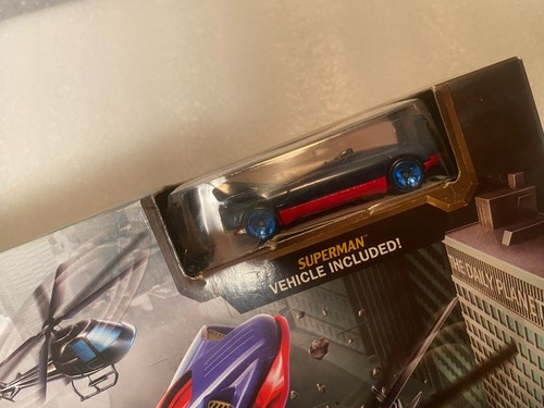 Hot Wheels DC Superman Skyhigh Takedown Track Set w/ Car 2015 New Sealed Box - Picture 3 of 7