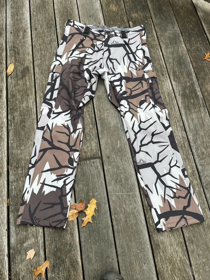 Predator Camo High Plains Jacket And Pants Men’s L Fall Gray - Image 4 of 4