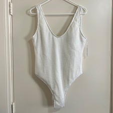 Forever 21 Textured One Piece Swimsuit 0X Plus White Scoop Back Coastal Resort