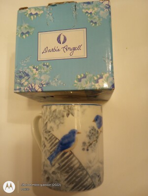 Darbie Angell Birds of a Feather Bird  Mug Blue Nib Estate Find Box