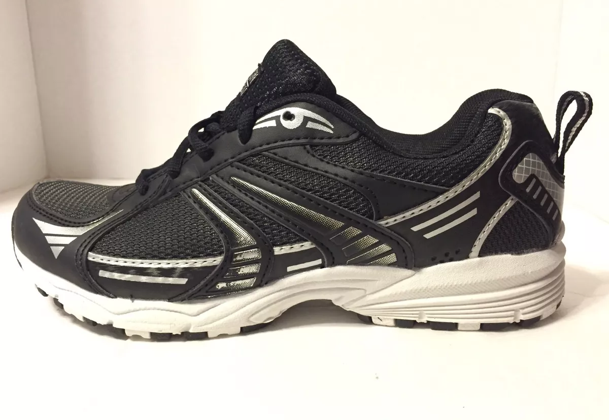 Danskin now sale athletic shoes