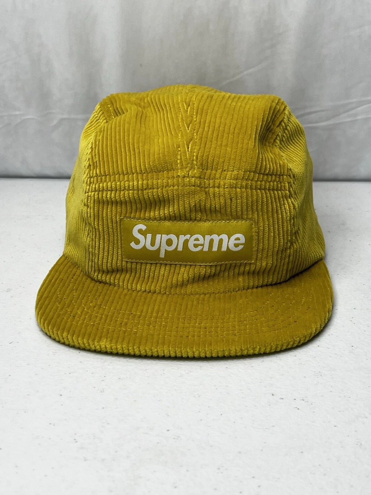 casquette de camp suprême velours côtelé bracelet croc curry doré 5 panneaux