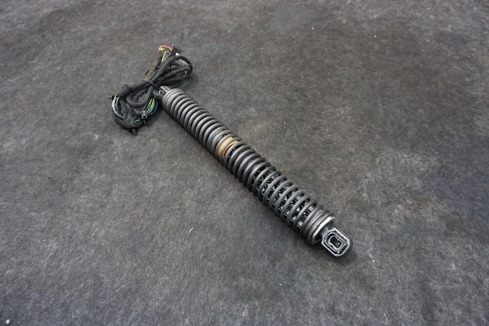 Juego de accionamiento de husillo de tapa de maletero trasero izquierdo 51247185713 BMW 760i 2010-14 Foto 4 de 4