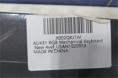 AUKEY KMG17 Mechanical Keyboard Blue Switches 104 Key with Volume Control Button - Picture 3 of 5