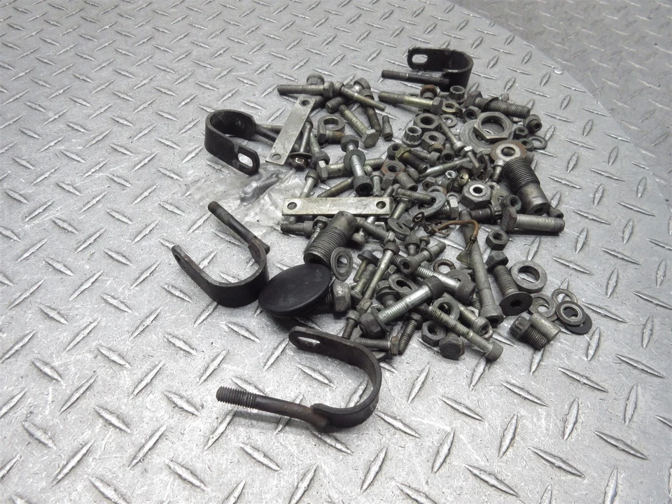 BMW 650 R65 1983 81-84 tuercas diversas tornillos pernos herrajes Foto 4 de 4