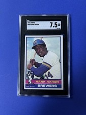 1976 Topps #550 Hank Aaron Milwaukee Brewers SGC 7.5 NM+