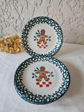 Set Of 4 Tienshan Gingerbread Man Salad Plates Green Spongeware Christmas Table