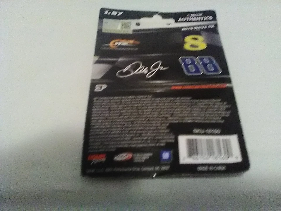 2019 NASCAR AUTHENTICS WAVE 02 DALE EARNHARDT JR   HELLMANS #8 & #88 CARS - Image 2 of 4