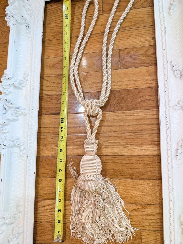 Borla llave grande de 9" de colección para muebles franceses - BEIGE Y CREMA - flecos de cuerda retorcida Foto 2 de 4