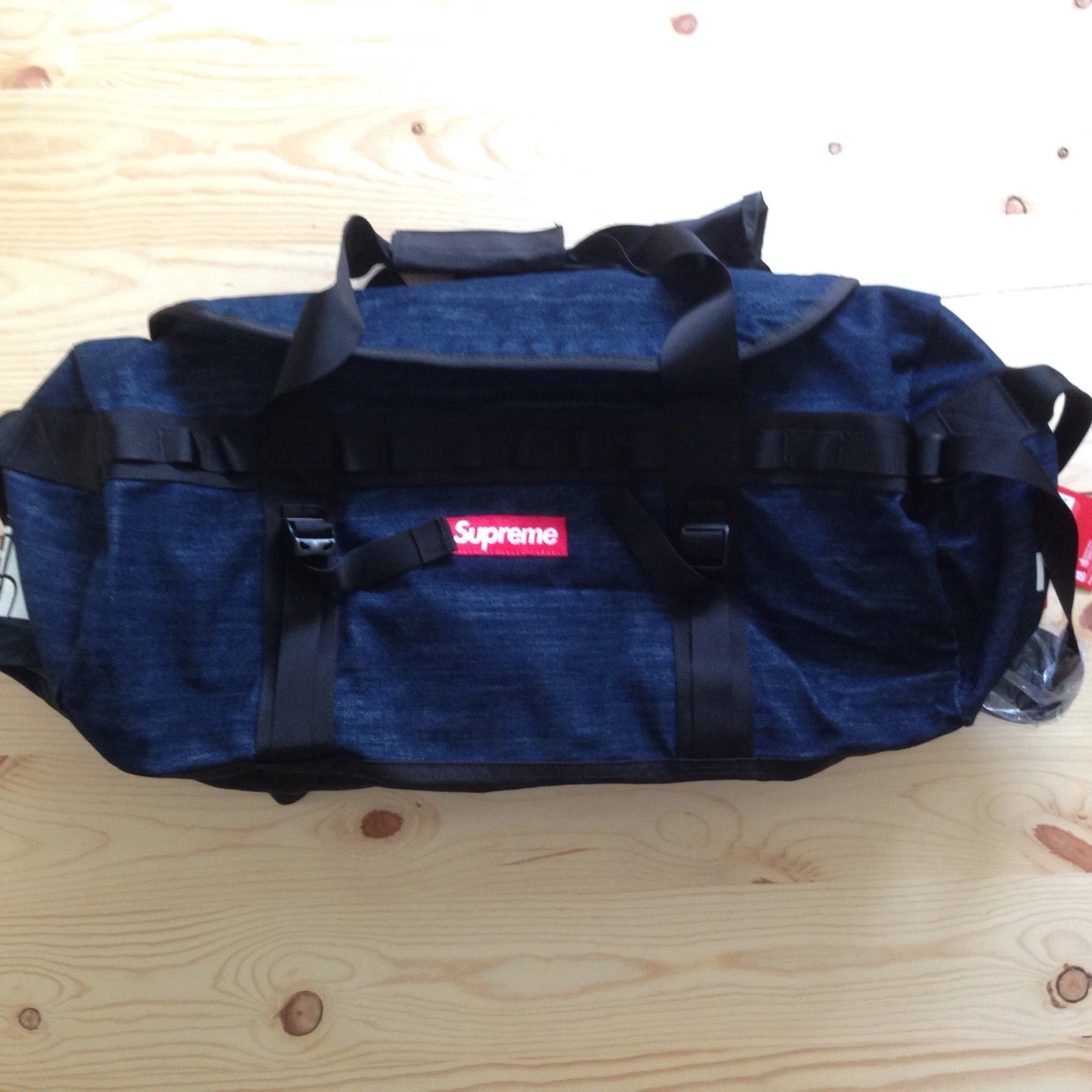 SUPREME x THE NORTH FACE DENIM BASECAMP SAC DE SPORT BOÎTE BLEUE LOGO CORDURA CARTE TNF