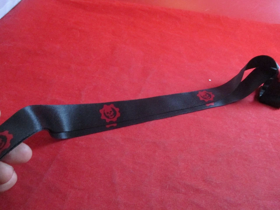 Gears of War 2 Microsoft Xbox 360 Live Empleado Cordón Promocional con Insignia Foto 3 de 3