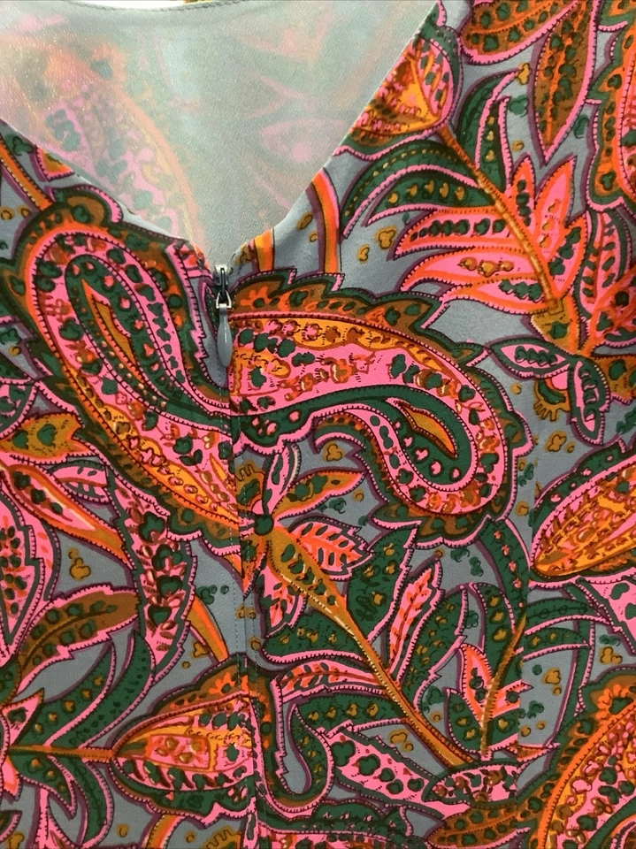 Vestido J CREW con Volantes Talla 12 Cachemira Vibrante Rosa Brillante Multi 100% Forrado en Seda Foto 3 de 4