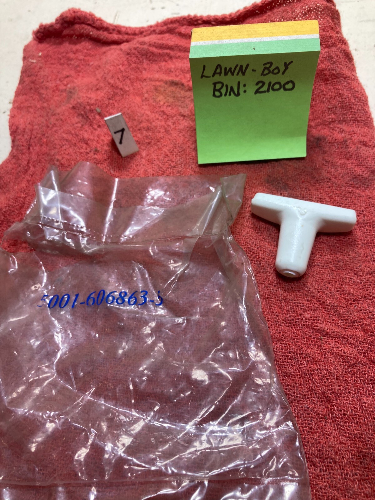 Lawn-Boy Recoil Starter Rope Handle  Pt. #606863 / 609477  OEM