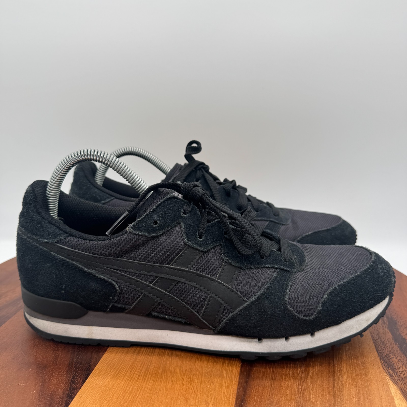 Asics Onitsuka Tiger Alvarado Athletic Shoes Mens 10 Black Athletic Sneakers