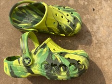 Crocs Classic TieDye Kids Clogs Size J2 Yellow Green NWOT