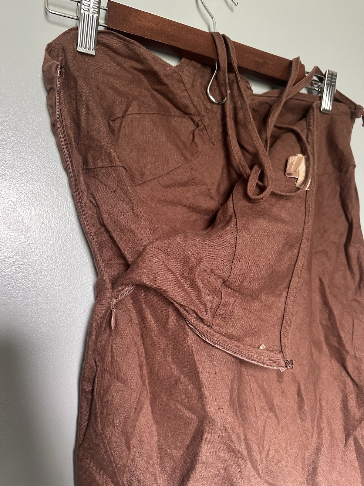 Twenty One Women’s Sleeveless Tie Around Neck Top Brown with Shells Medium