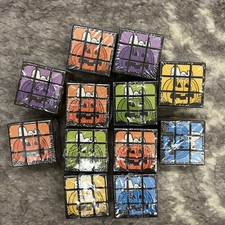 Lote de 12 mini cubos mágicos de Halloween Peanuts