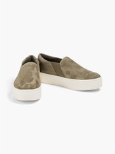 VINCE. Women  s Warren Suede Platform Sneakers Green 7M, Euro 37