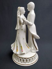 ROYAL ALBERT OLD COUNTRY ROSES WEDDING MEMORIES BRIDE GROOM CAKE TOPPER FIGURINE