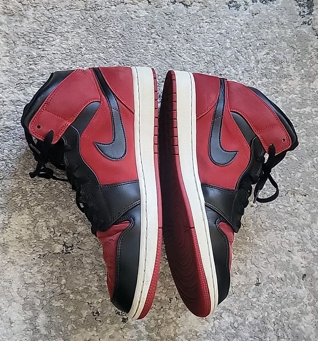 Nike Air Jordan 1 Mid Banned 2018 Size 12 | eBay display picture 1