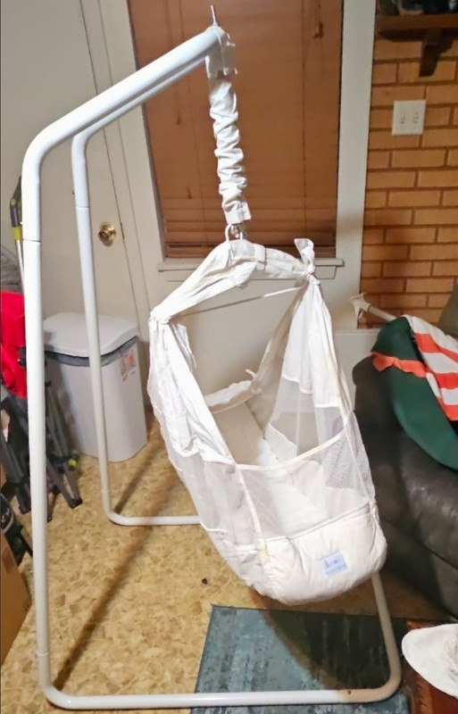 White Portable Infant Baby Swing Cradle w/ Metal Stand & Hanging Fabric Seat