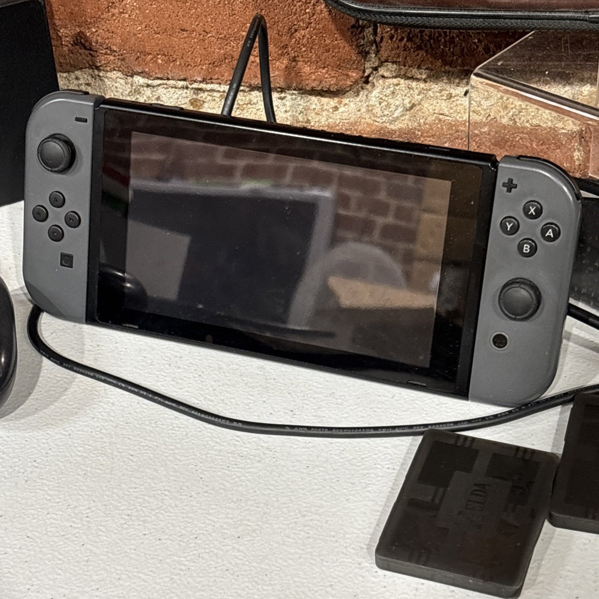 Nintendo Switch WiiU32GB Amazon.com: Nintendo - Switch 32GB Console - Neon Red/Neon Blue