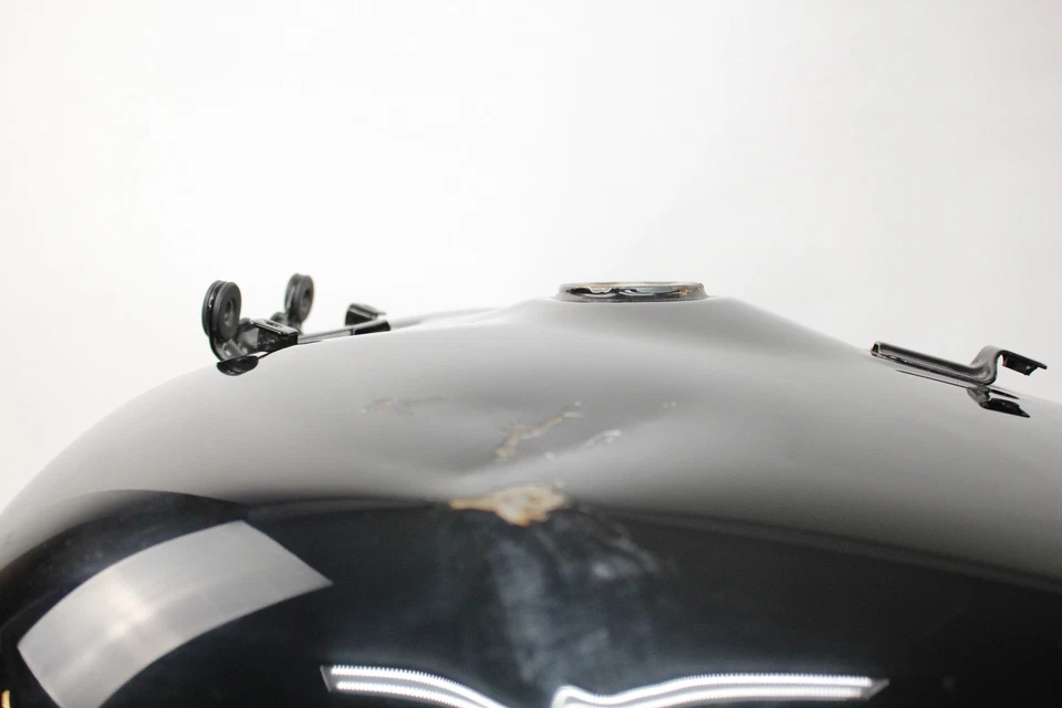 06-14 Suzuki M109R M109 VZR1800 Gas Fuel Tank Foto 2 de 4