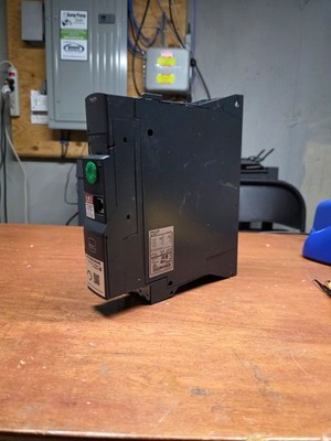 Schneider Electric Altivar 320 Variable Speed Drive / 4kW /5HP / ATV320U40N4B