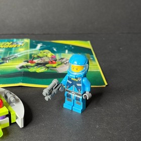 Lego 7049 Space Alien Conquest ALIEN STRIKER Complete w/Instruction *Read*