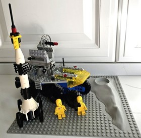 LEGO 6950 Mobile Rocket Transporter &ndash; Vintage 1982