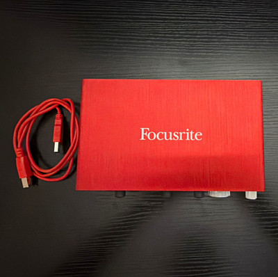 Focusrite Scarlett 2i4 USB-Audioschnittstelle 2 Mic, MIDI, 48V, Direct, PAD