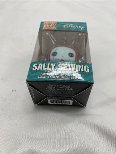 Llavero Funko POP: Pesadilla antes de Navidad - Sally Sewing - Imagen 6 de 7