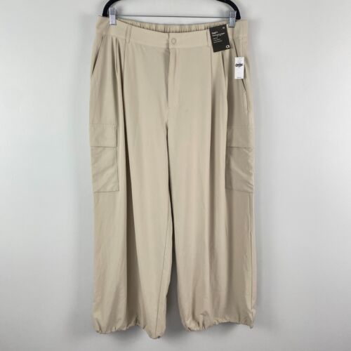 Gapfit Gap Womens XL High Rise Runaround Cargo Joggers Beige Wide Leg