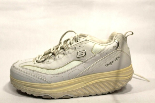 sketchers size 11