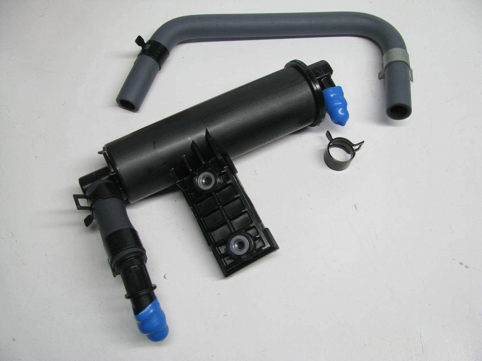 NEW 314102S510QQK Emissions Vapor Canister Kit For 20102015 Kia