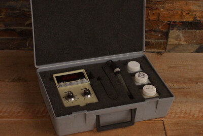 VIintage Fisher Digital pH Meter 107 