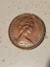 Rare 1980 D.G.REG. 1980 Queen Elizabeth II New Pence 2 coin