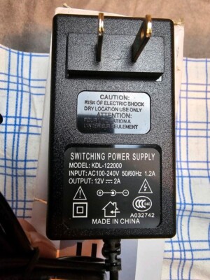 US  Stecker Power Supply USA 110/120V  Netzteil 12V 2A 